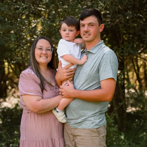 Bentley’s Story: A Bright Light Through the Darkness of Dravet 2 Fish Family